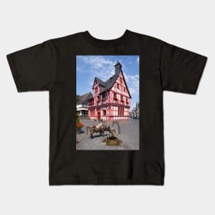 Town hall, old town, Rhens, Middle Rhine, Rhine, Rhineland-Palatinate, Germany Kids T-Shirt